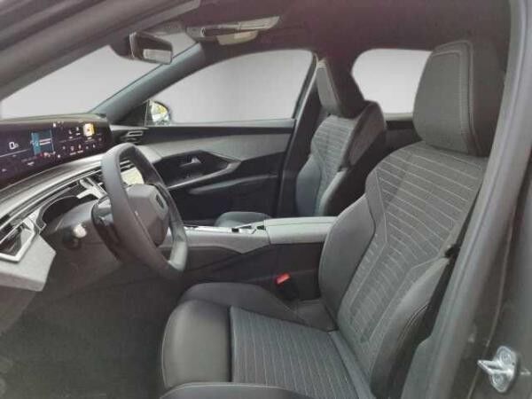 Peugeot 3008 Allure +Allwetter+Navi+360°Kamera