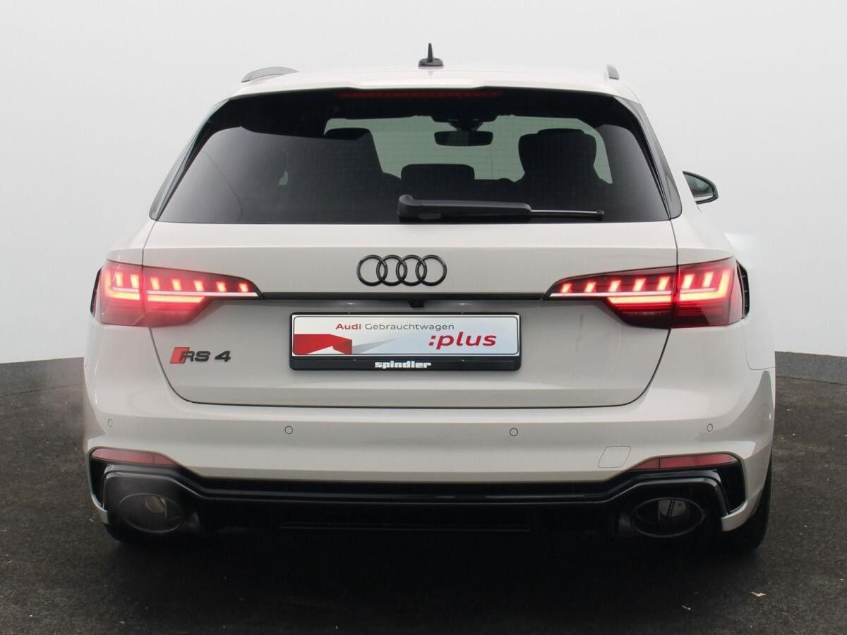 Audi RS4 RS 4 Avant / RS competition+, Vmax290, Pano, AHK