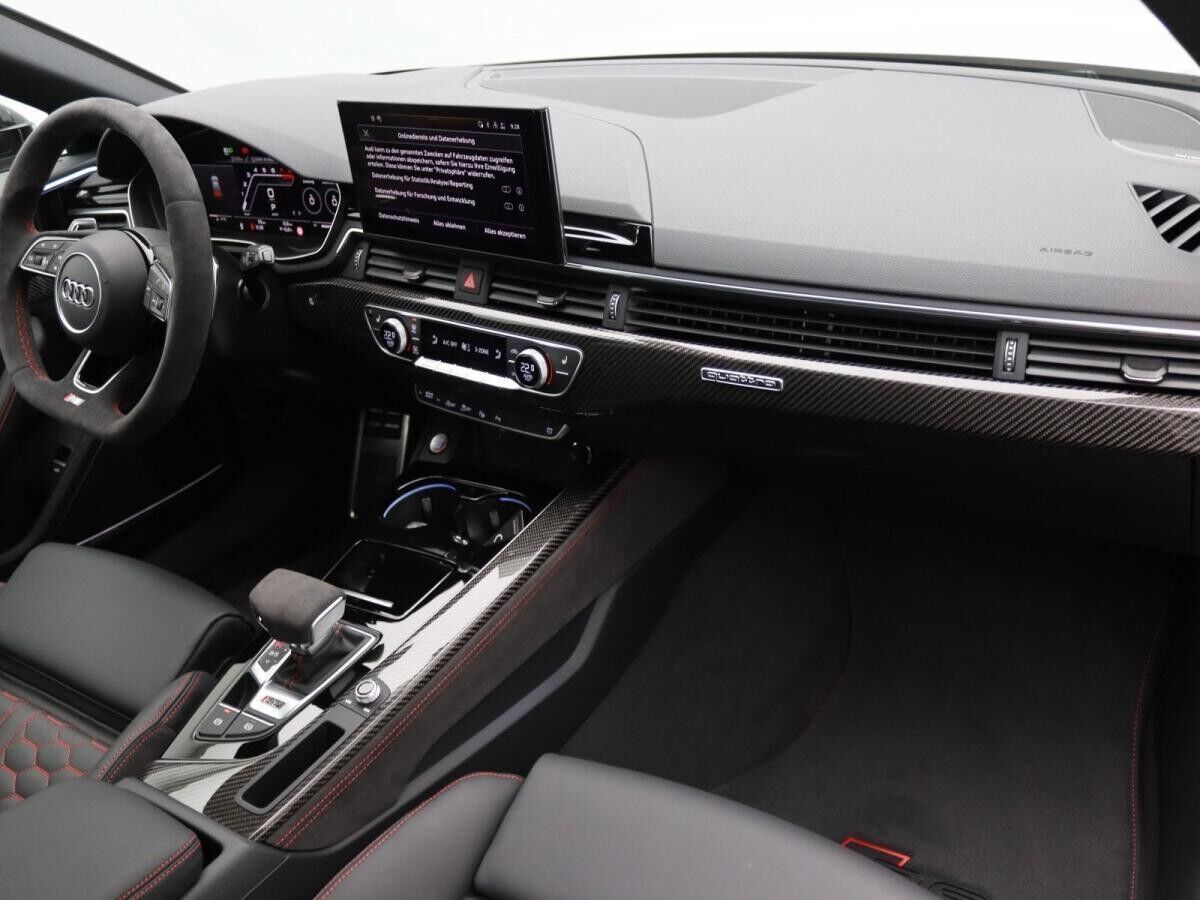 Audi RS4 RS 4 Avant / RS competition+, Vmax290, Pano, AHK