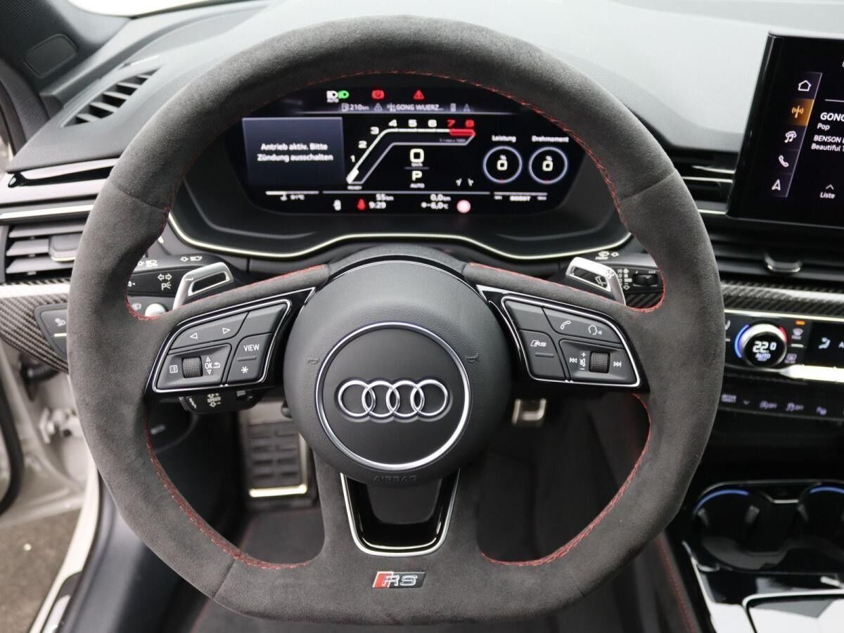 Audi RS4 RS 4 Avant / RS competition+, Vmax290, Pano, AHK