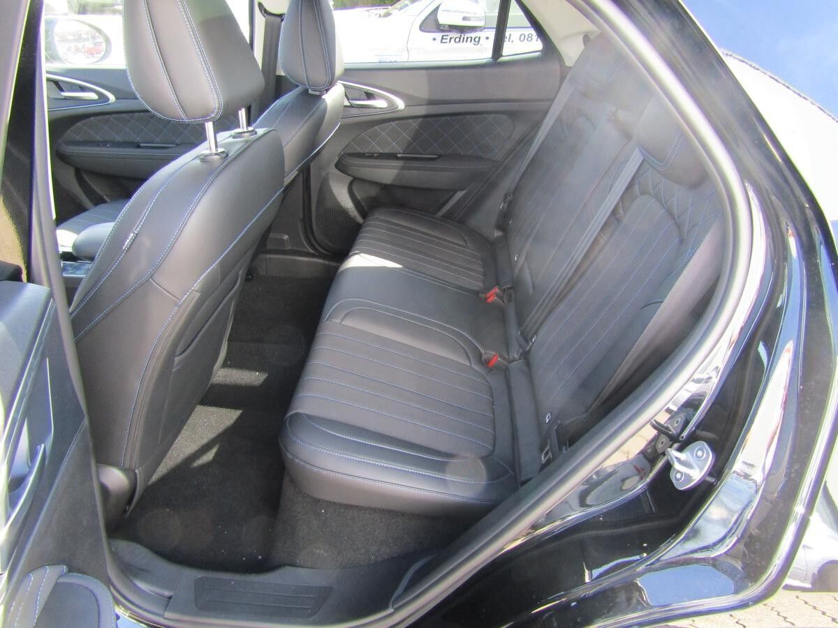 GWM ORA 03 400 PRO+ Allwetterreifen NAVI LED SHZ GRA ACC