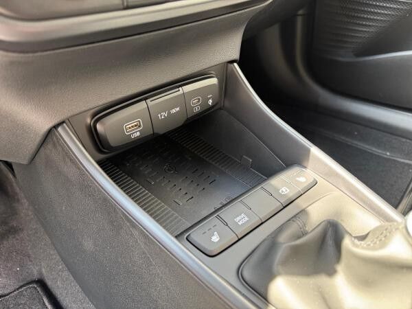Hyundai i20 FL (MY25) 1.0 T-GDI 100 PS 6-MT Trend "SOFORT VERFÜGBAR"