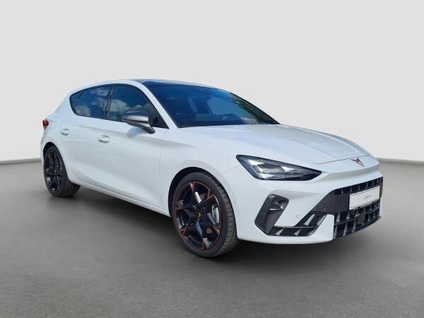 Cupra Leon 1.5 eHybrid DSG MATRIX Navi Pano ACC