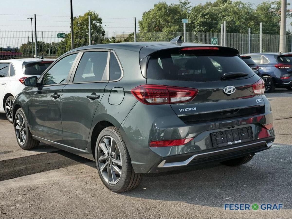 Hyundai i30 ADVANTAGE NAVI CAM LED SHZ LHZ CARPLAY KLIMA