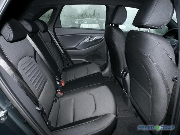 Hyundai i30 ADVANTAGE NAVI CAM LED SHZ LHZ CARPLAY KLIMA