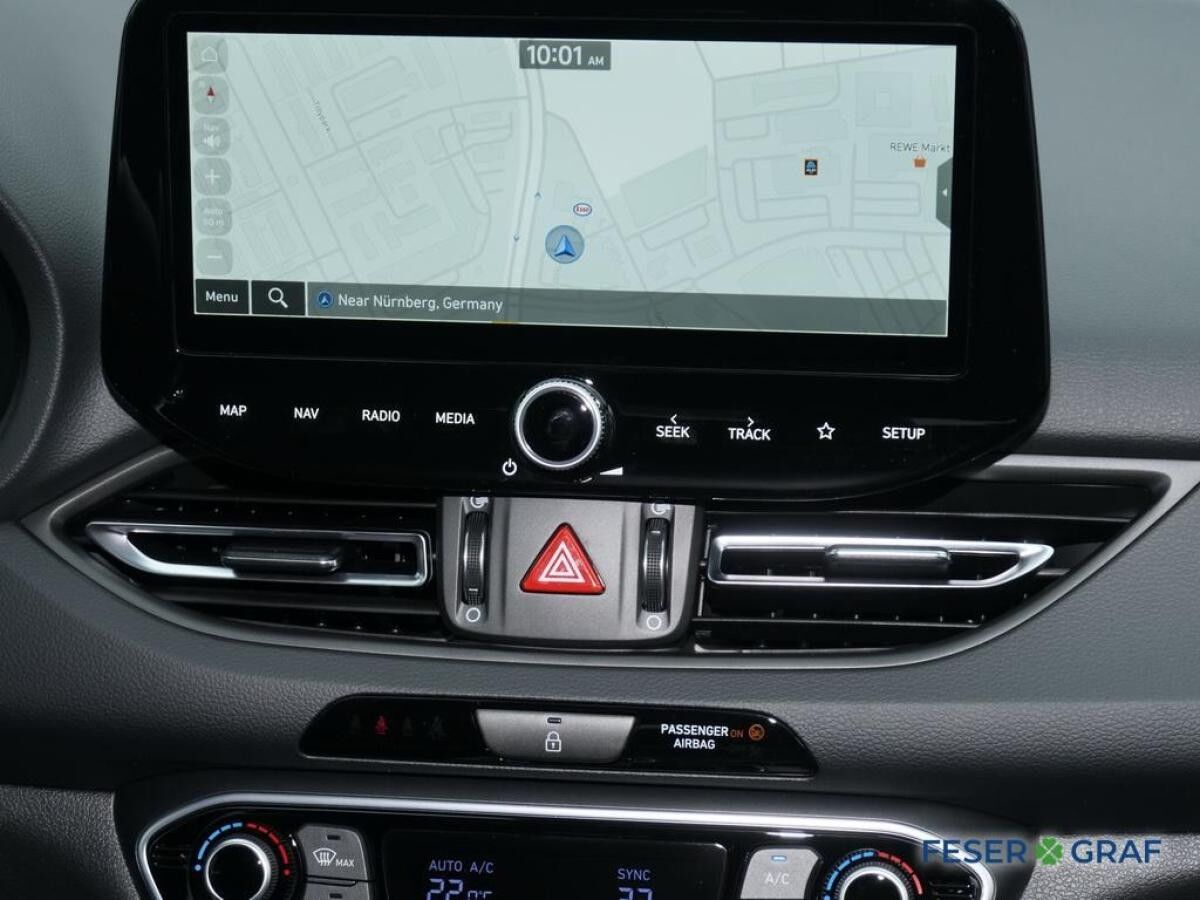 Hyundai i30 ADVANTAGE NAVI CAM LED SHZ LHZ CARPLAY KLIMA