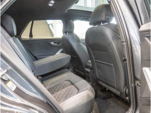 Audi Q2 S line 40 TFSI quattro