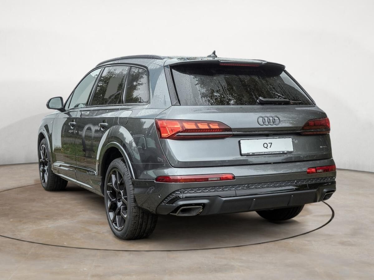 Audi Q7 SUV S line business TFSI e quattro