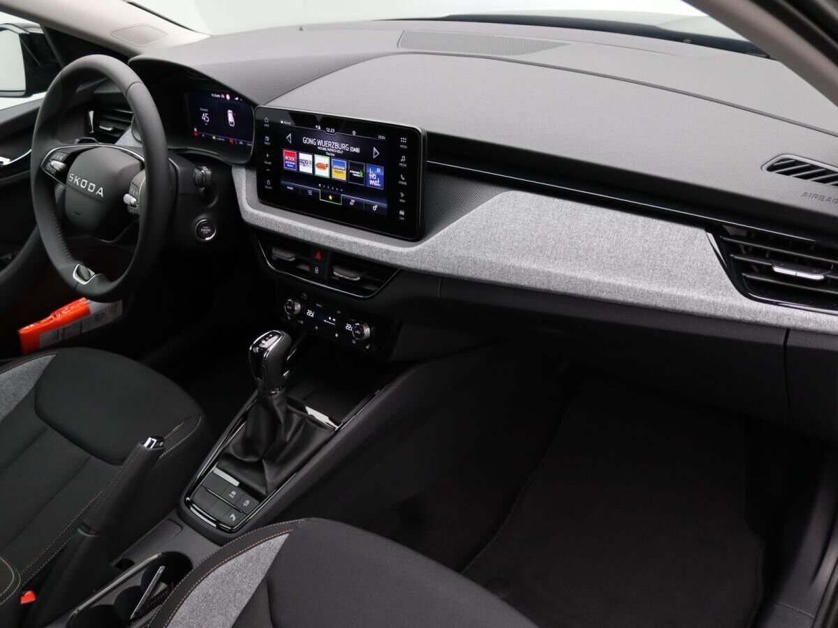 Skoda Scala Selection 1.0 TSI DSG / Matrix, ACC, RFK