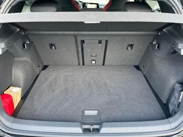 Volkswagen Golf VIII GTI 2.0 TSI DSG/Matrix, ACC, Navi, RFK