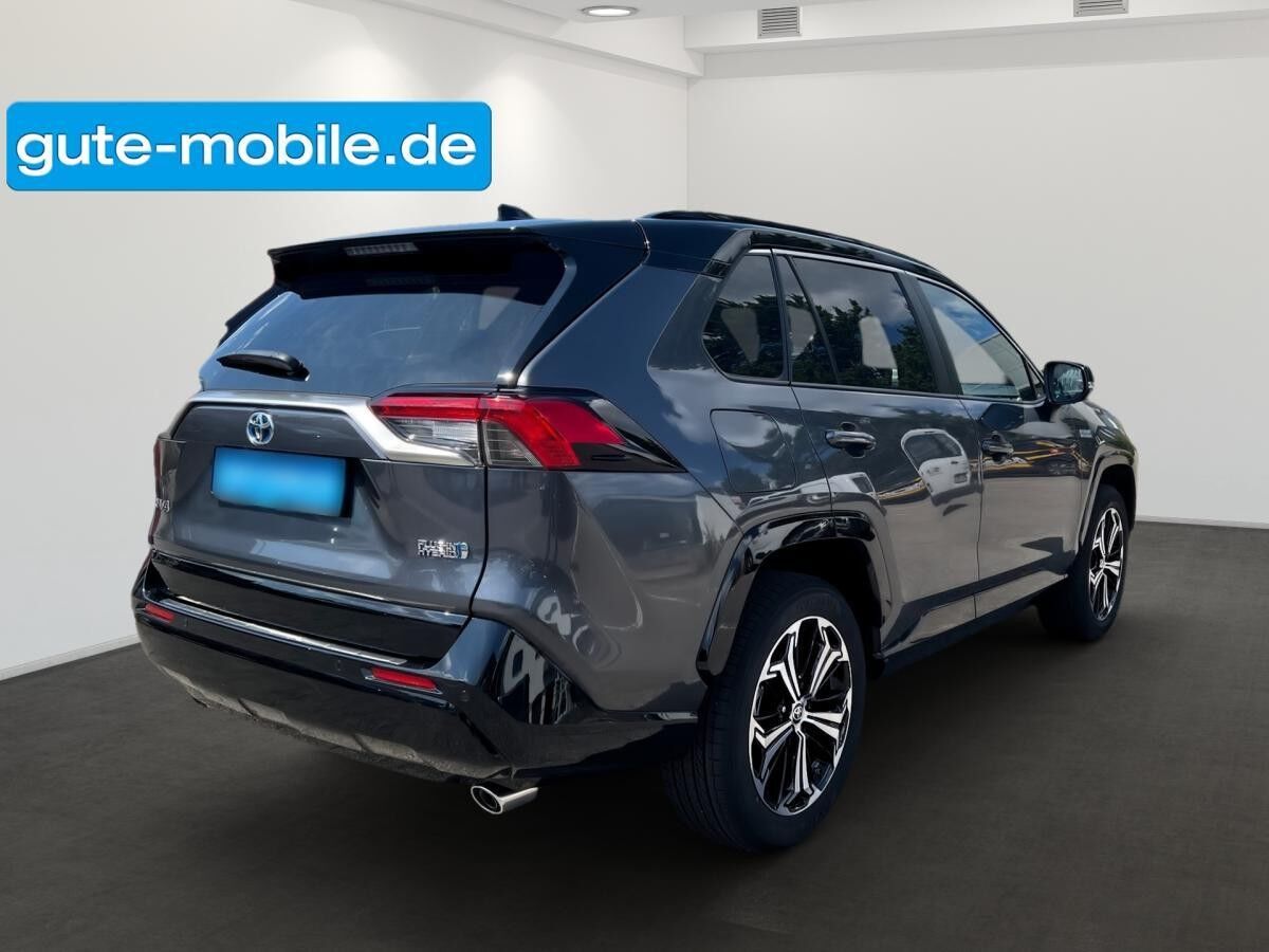 Toyota RAV 4 Style Plug-in Hybrid 4x4
