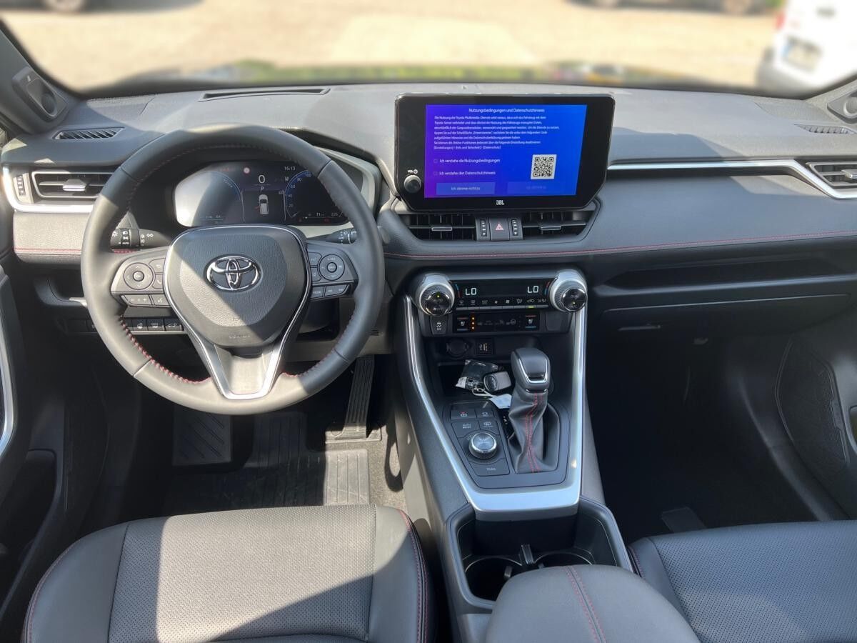 Toyota RAV 4 Style Plug-in Hybrid 4x4