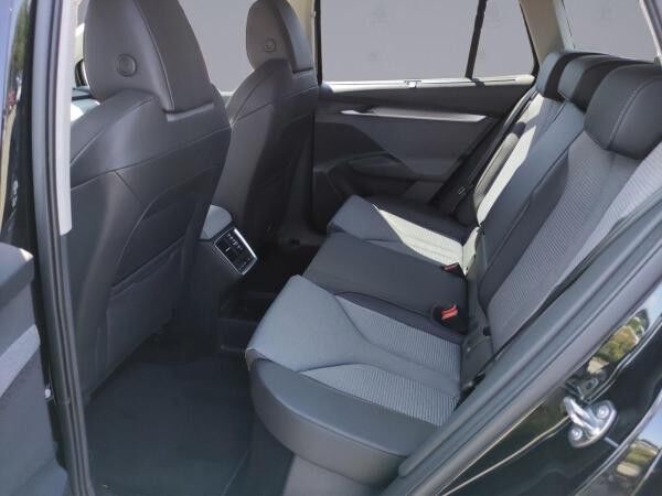 Skoda ENYAQ 60 PLUS AHK WINTER NAVI LED DAB PDC RFK
