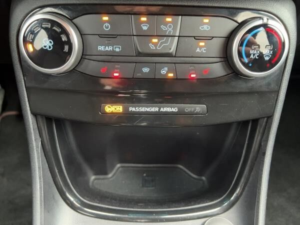 Ford Puma 1.0 EcoBoost ST-Line Kamera Winter-Paket