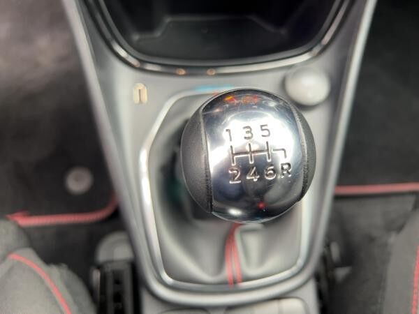 Ford Puma 1.0 EcoBoost ST-Line Kamera Winter-Paket