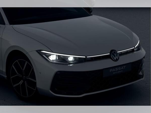 Volkswagen Passat R-Signature