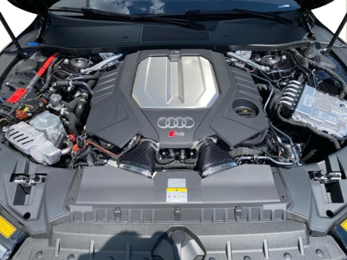 Audi RS7 ESSENTIALS PAKET KERAMIK 22'' HUD PANORAMA SPORTABGAS V-MAX 280 B&O DESIGNPAKET