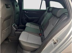 Skoda Octavia Combi 2.0 TDI DSG AHK MATRIX StHzg