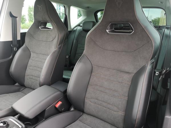 Cupra Ateca 2.0TSI DSG 4Drive 190PS 360° AHK Schiebedach