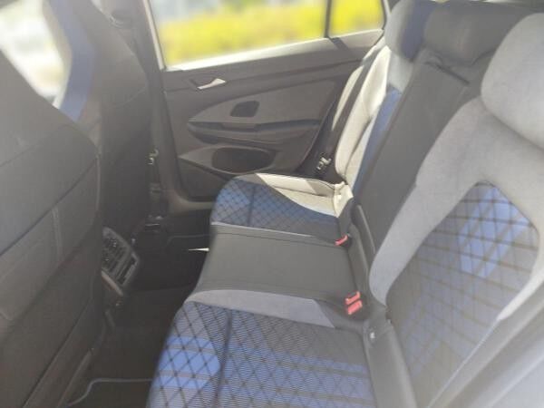 Volkswagen Golf VIII Variant 2.0 TSI DSG R 4Motion Navi AHK IQ.LIGHT - LED-Matrix-Scheinwerfer Sprachassistent