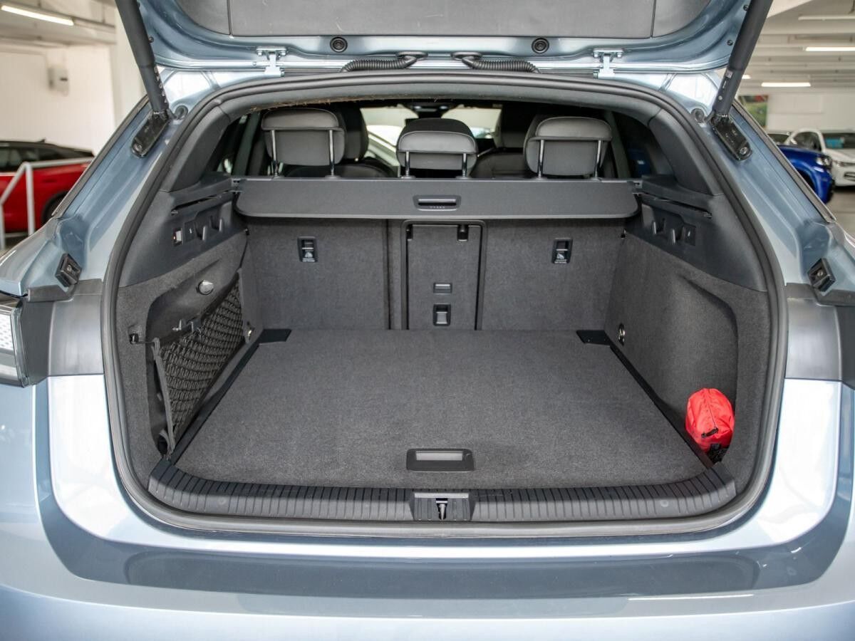 Volkswagen ID.7 Tourer Pro Navi Kamera AHK ACC LED SHZ