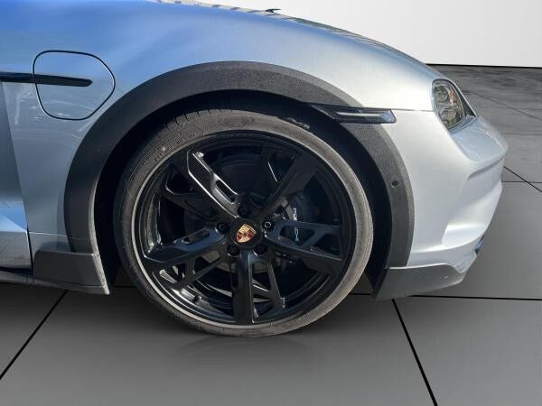Porsche Taycan Cross Turismo Facelift *Sonderleasing*