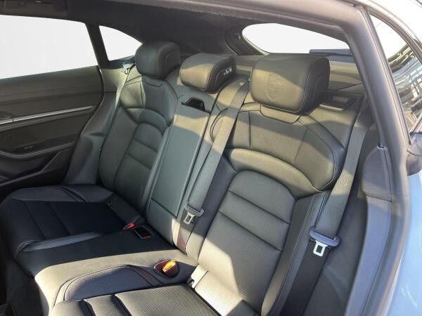 Porsche Taycan Cross Turismo Facelift *Sonderleasing*