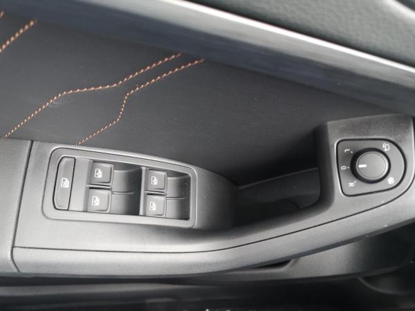 Cupra Ateca 2.0TSI DSG 4Drive 190PS Schiebedach AHK TopView