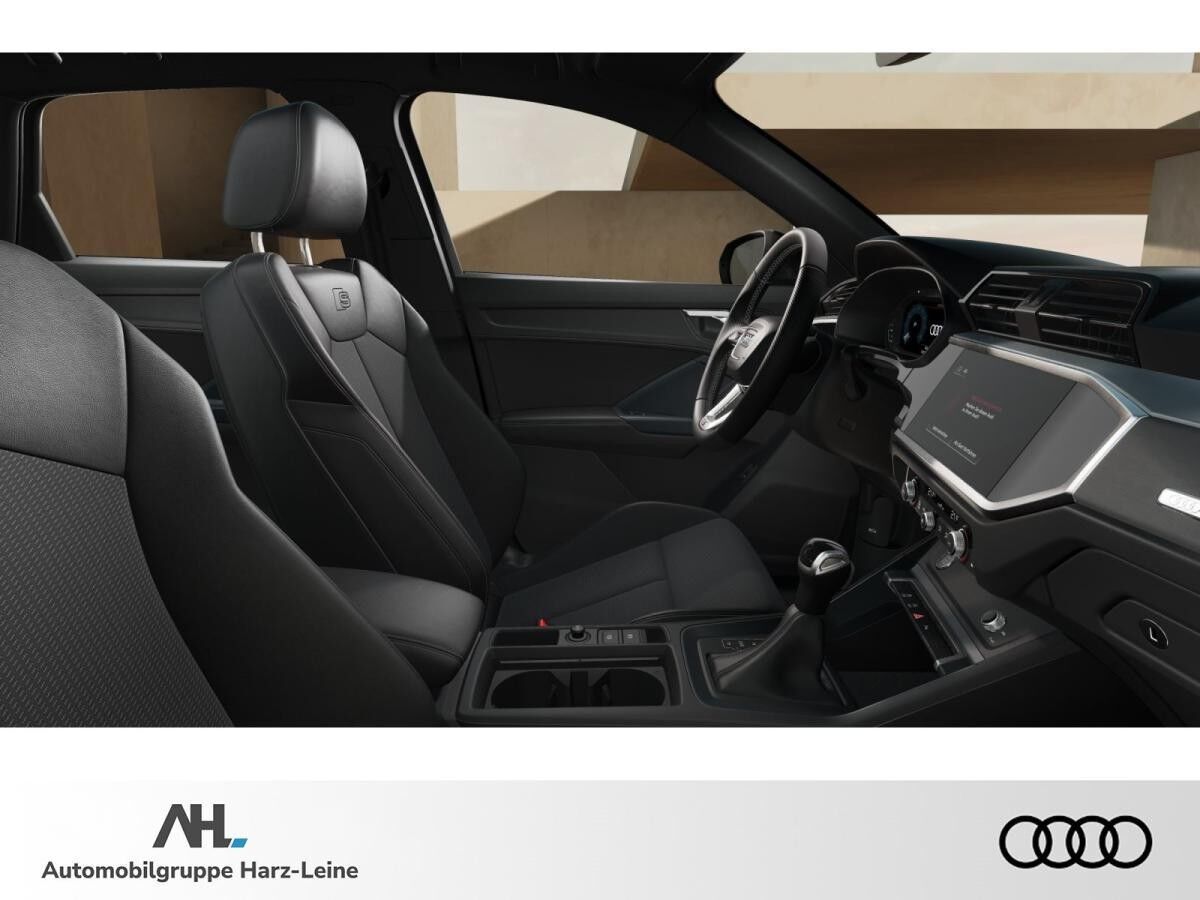 Audi Q3 S line 35 TFSI 110(150) kW(PS) S tronic