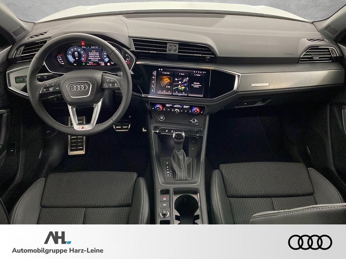 Audi Q3 S line 35 TFSI 110(150) kW(PS) S tronic