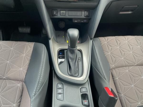 Toyota Yaris Cross 1.5 Style Plus +360*Kam+Carplay+SHZ+