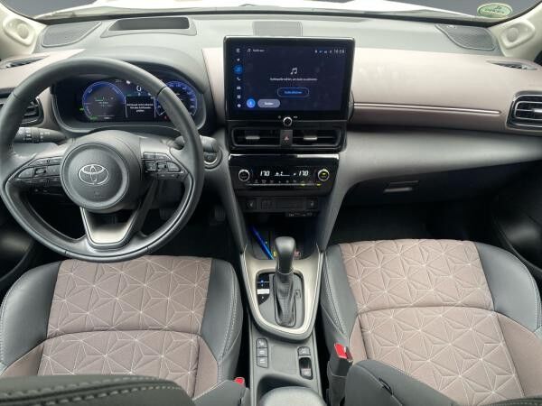 Toyota Yaris Cross 1.5 Style Plus +360*Kam+Carplay+SHZ+