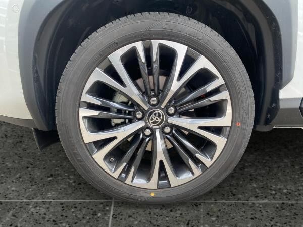 Toyota Yaris Cross 1.5 Style Plus +360*Kam+Carplay+SHZ+