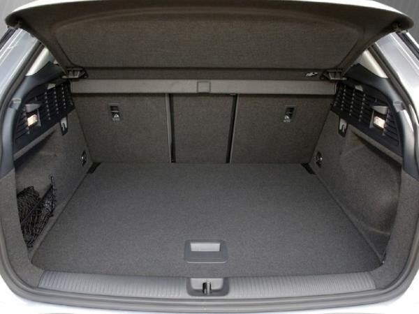 Audi Q2 35 TFSI S Tronic advanced GWP 17"|NAVI-APP|AHK|