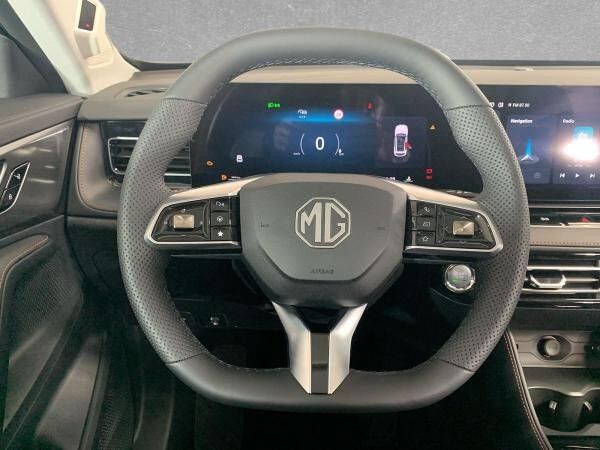 MG HS 1.5T_GDI Comfort MT