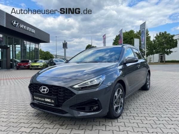 Hyundai i30 cw M-Hybrid Navi LED Kamera SHZ PDC CarPlay