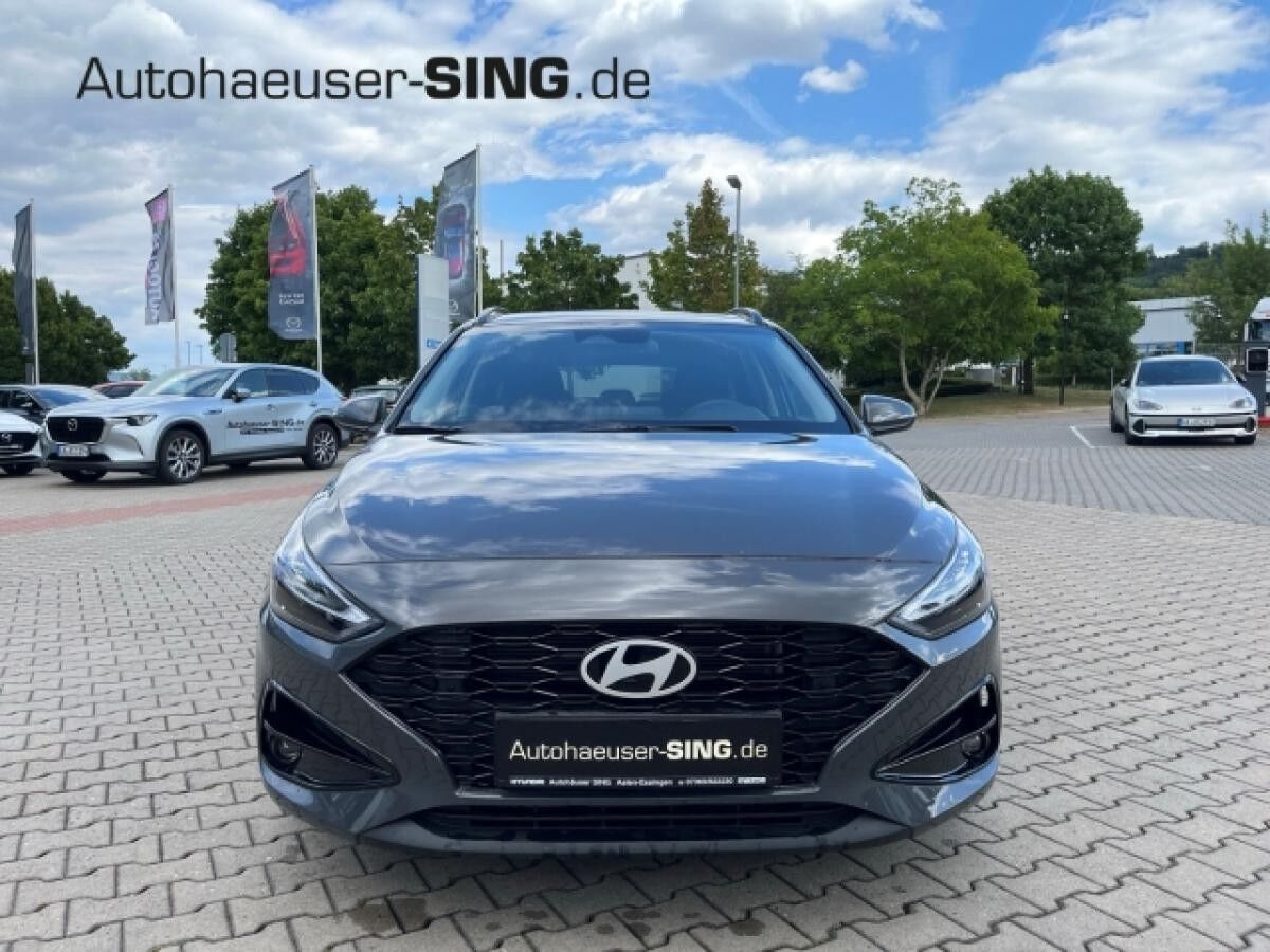 Hyundai i30 i30cw M-Hybrid Navi LED Kamera SHZ PDC CarPlay