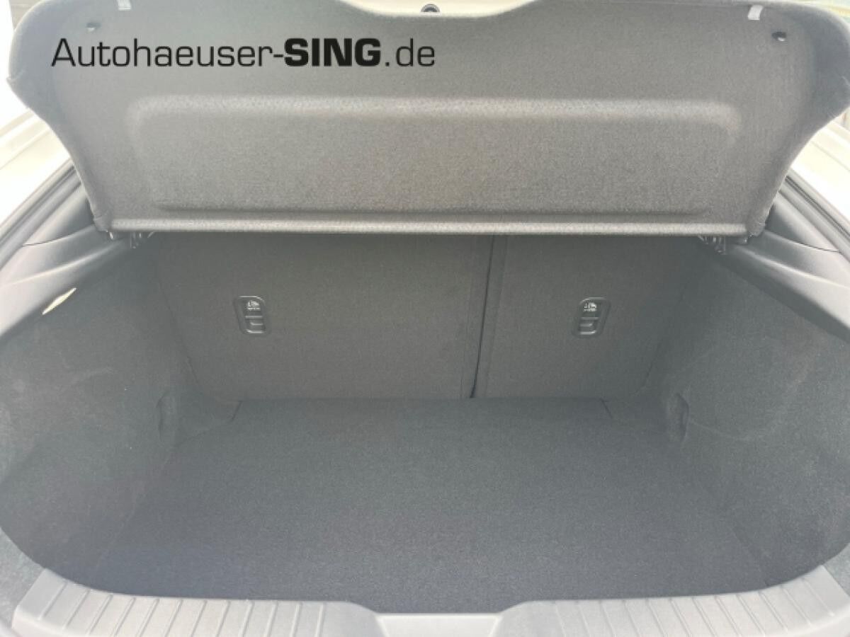Mazda 3 Exclusive Automatik Induktion Matrix AC/AA 360°