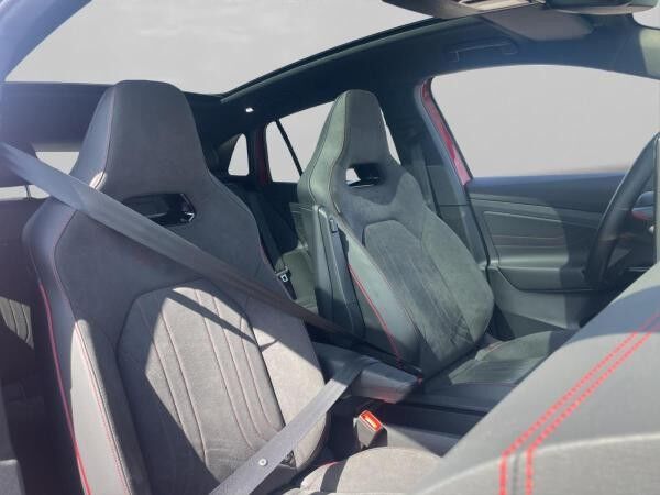 Volkswagen ID.4 GTX 4Motion AHK-klappbar RFK Pano Wärmepumpe DCC TopSportPlus Travel