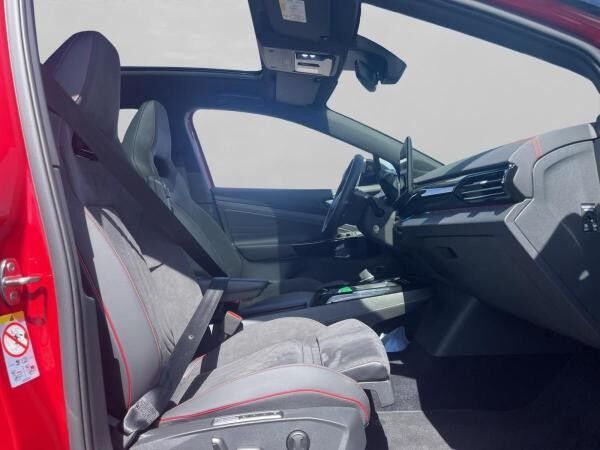 Volkswagen ID.4 GTX 4Motion AHK-klappbar RFK Pano Wärmepumpe DCC TopSportPlus Travel