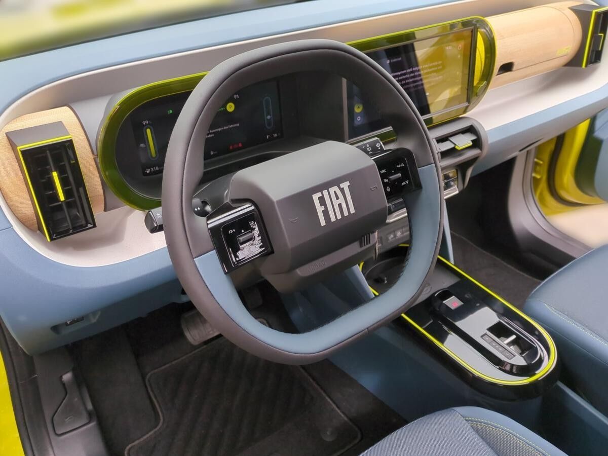 Fiat Grande Panda Elektro La Prima*Kamera*Navi*LM-Felgen