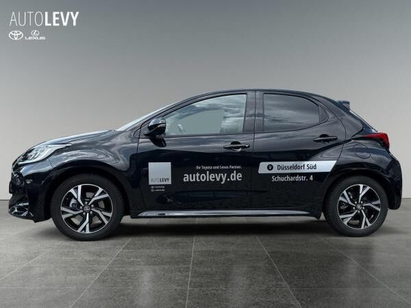 Toyota Yaris Hybrid Teamplayer *KAMERA*