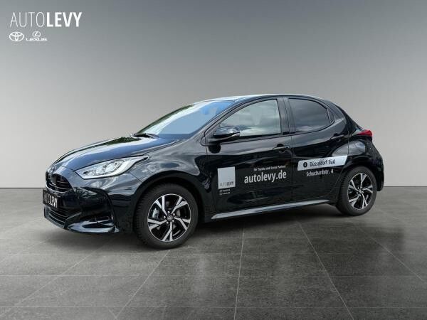 Toyota Yaris Hybrid Teamplayer *KAMERA*