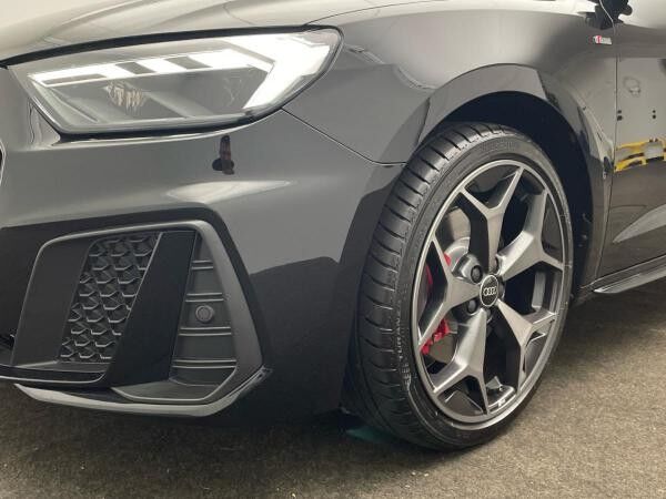 Audi A1 Sportback S line 40 TFSI Optik-Paket Navi LED
