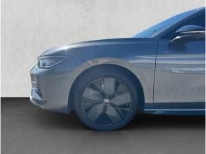 Volkswagen Passat Variant R-Line 2,0 l TDI SCR 4MOTION DSG