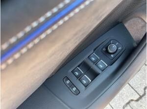 Volkswagen Passat Variant R-Line 2,0 l TDI SCR 4MOTION DSG