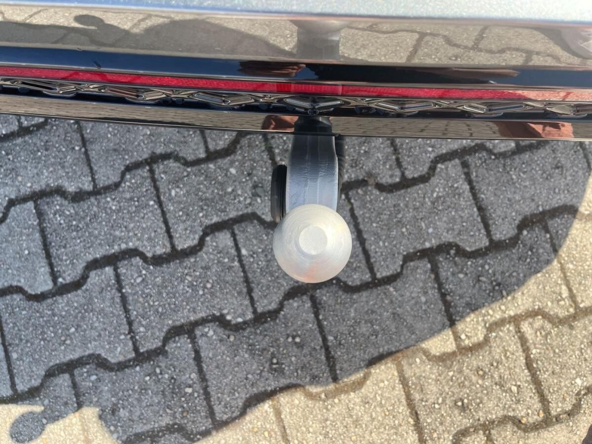 Volkswagen Passat Variant R-Line 2,0 l TDI SCR 4MOTION DSG