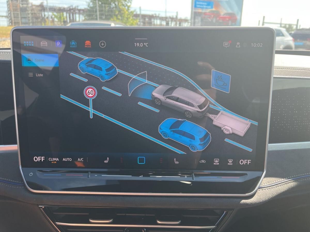 Volkswagen Passat Variant R-Line 2,0 l TDI SCR 4MOTION DSG