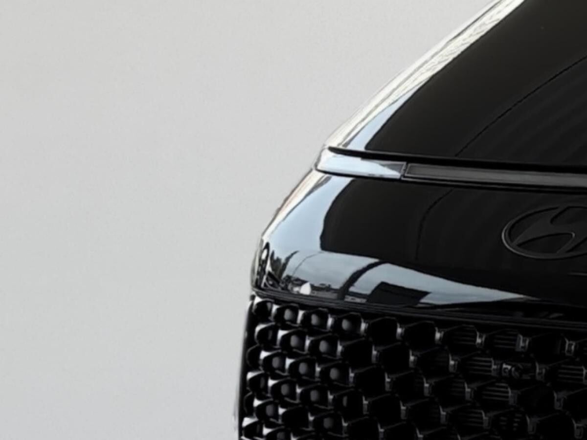 Hyundai STARIA 1.6 HEV Signature **SOFORT VERFÜGBAR**