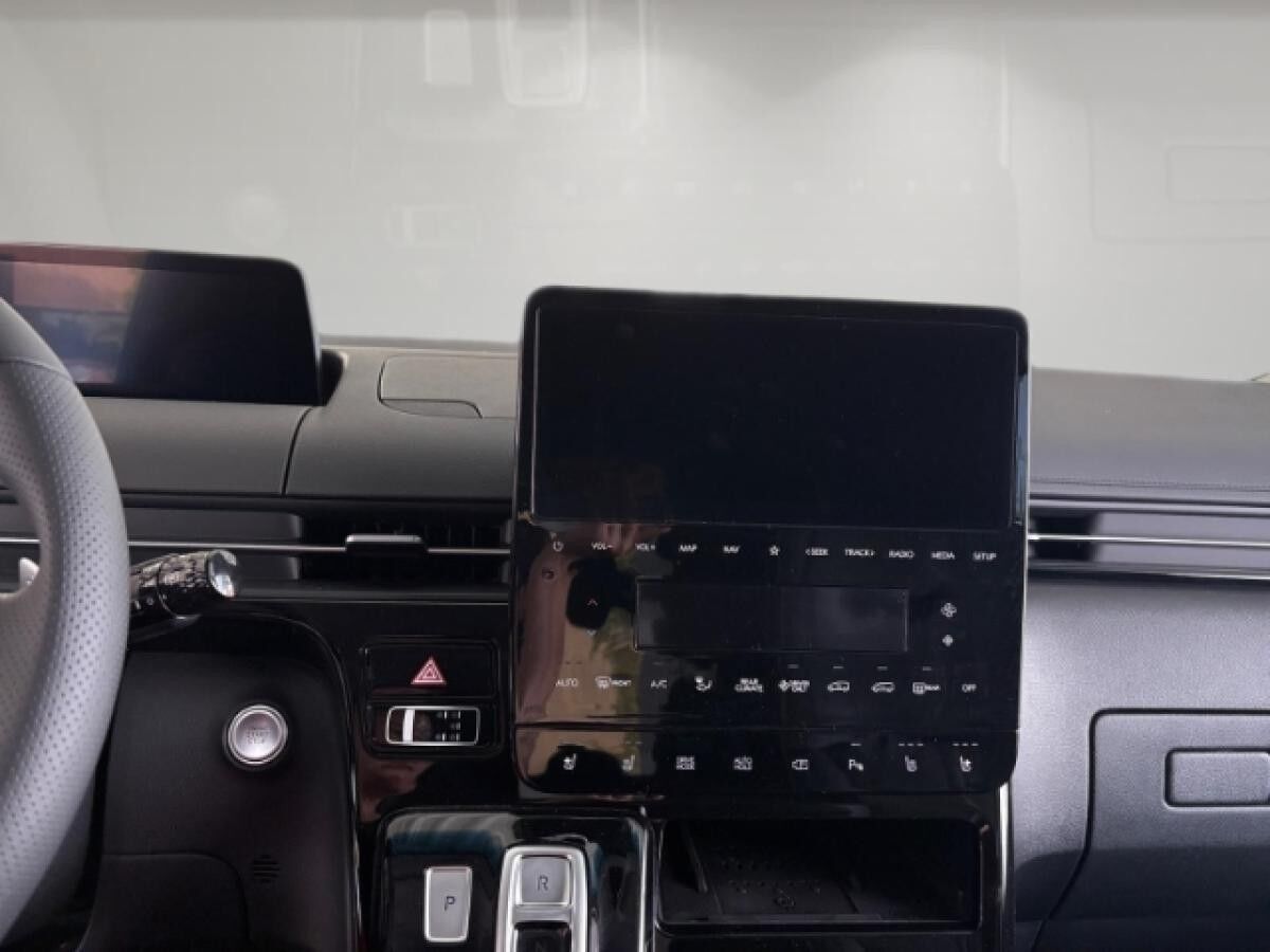 Hyundai STARIA 1.6 HEV Signature **SOFORT VERFÜGBAR**